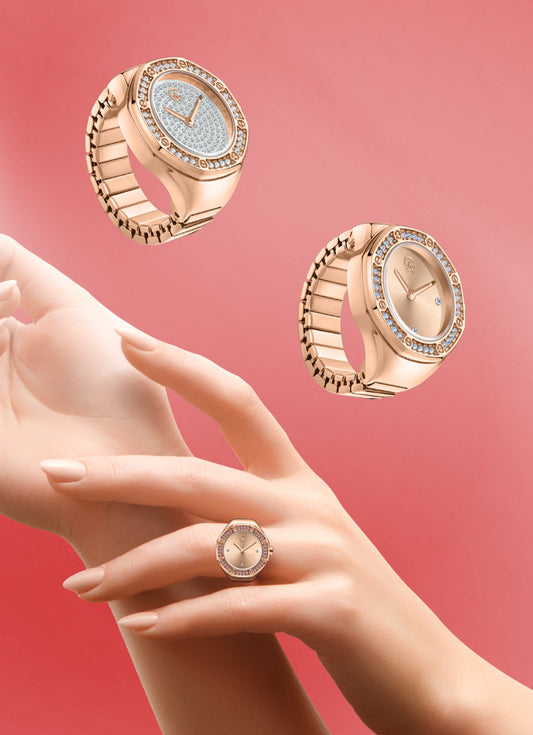 Ring Watch Ladies Oak-shaped Silver Blush Dial 20mm - AC2B06LHBSSPN