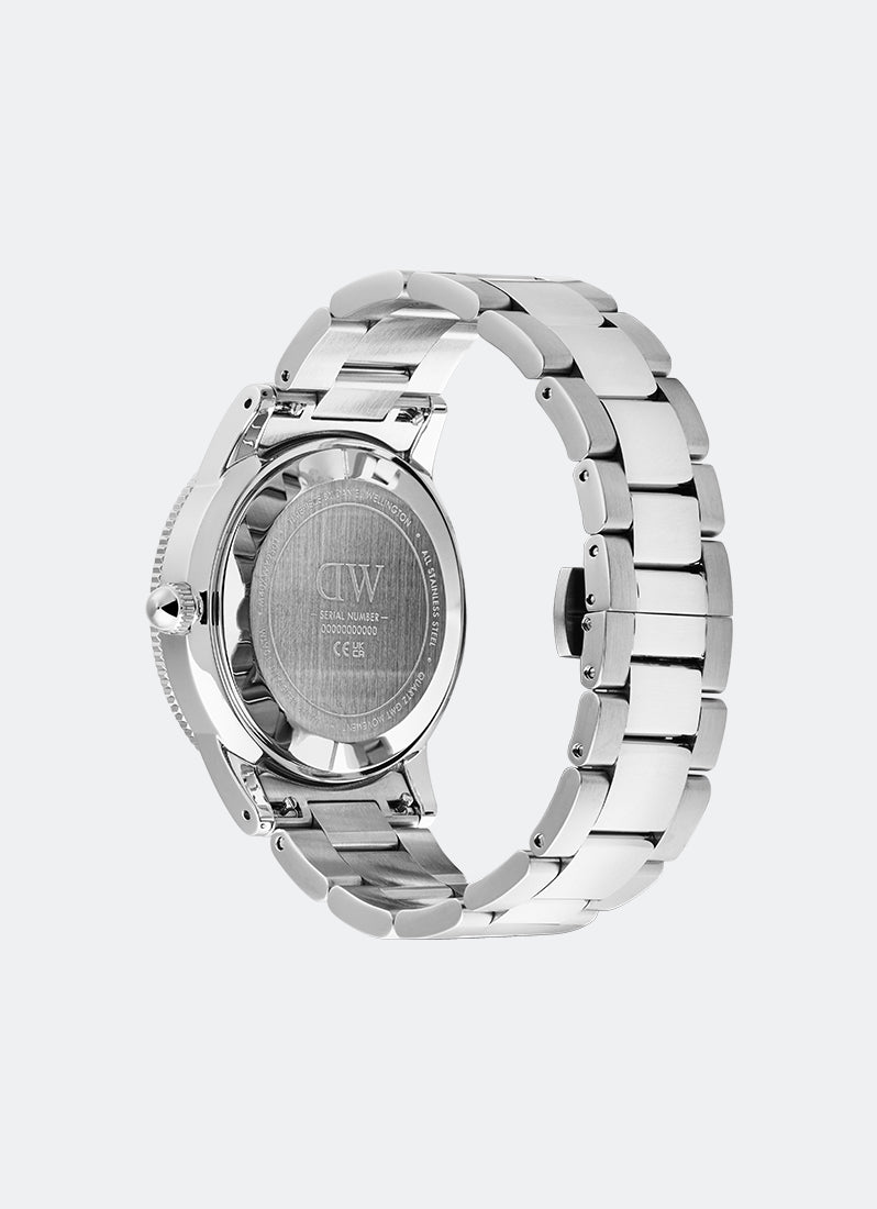 Jam Tangan Daniel Wellington Iconic GMT Link Black Ceramic Bezel Silver (40mm) DW00100919
