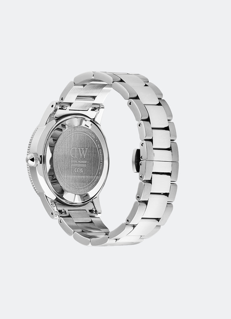 Jam Tangan Daniel Wellington Iconic GMT Link Black Green Ceramic Bezel Silver (40mm) DW00100920 