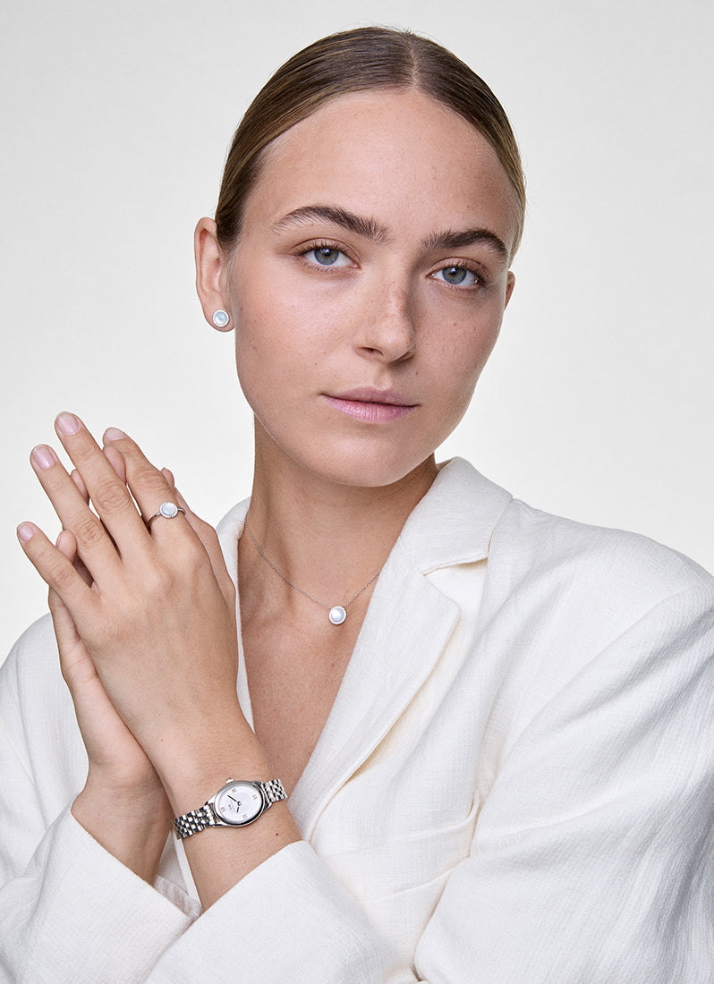 Jam Tangan Daniel Wellington Ophelia Mini Beans Link White Silver (25.5x22) DW00100808